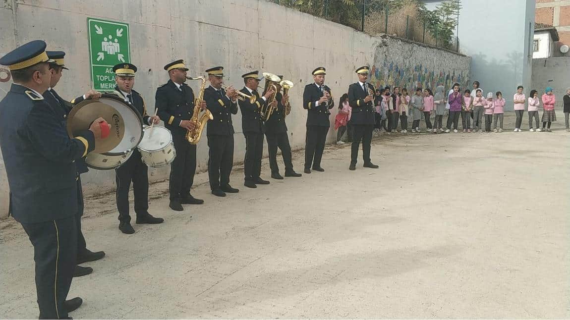 Cumhuriyetimizin 100. Yılı Kutlamaları Kapsamında Belediye Bando Takımı Okulumuzda